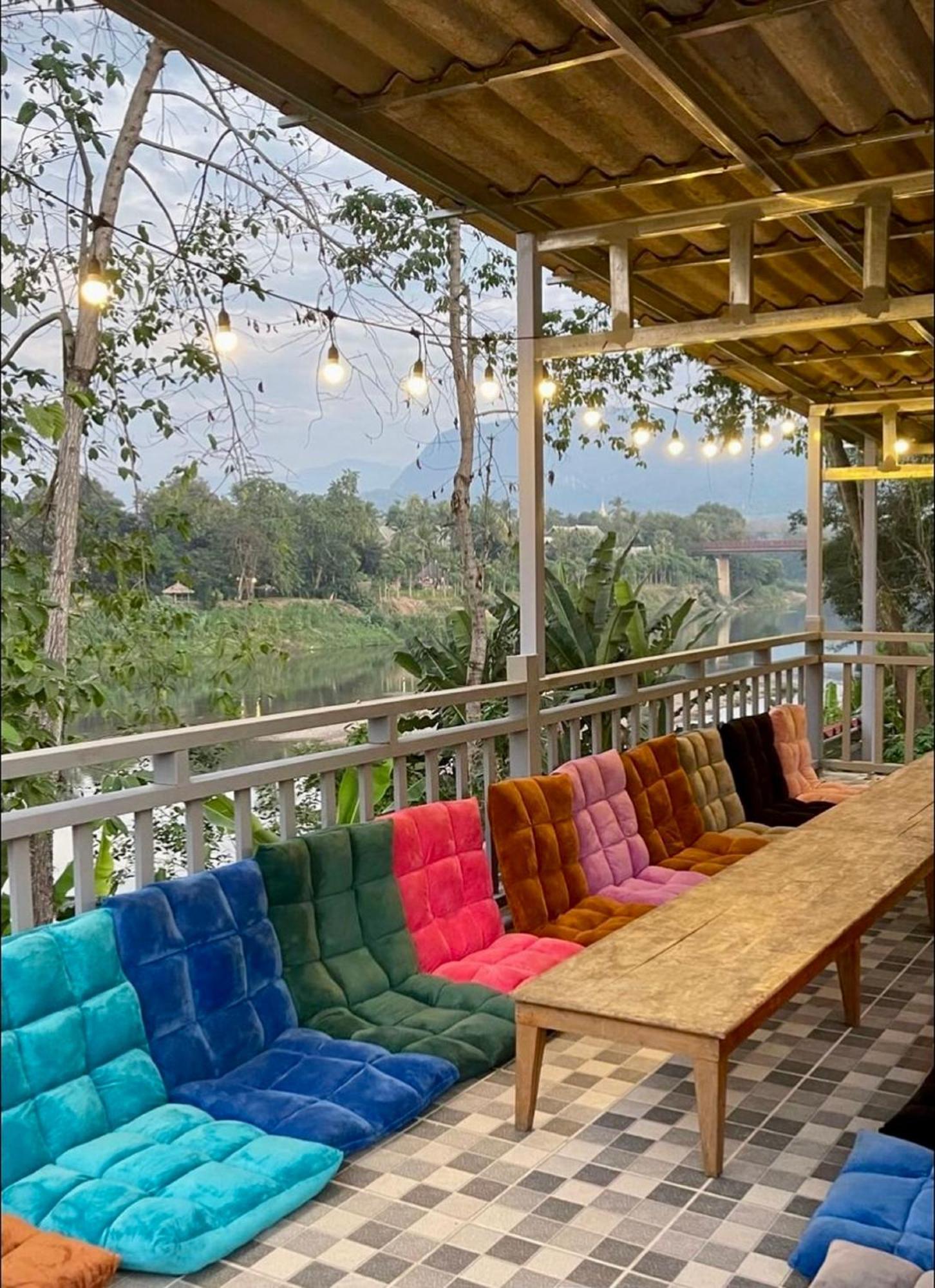 Sunrise Riverside Pool Hostel Luang Prabang Ngoại thất bức ảnh